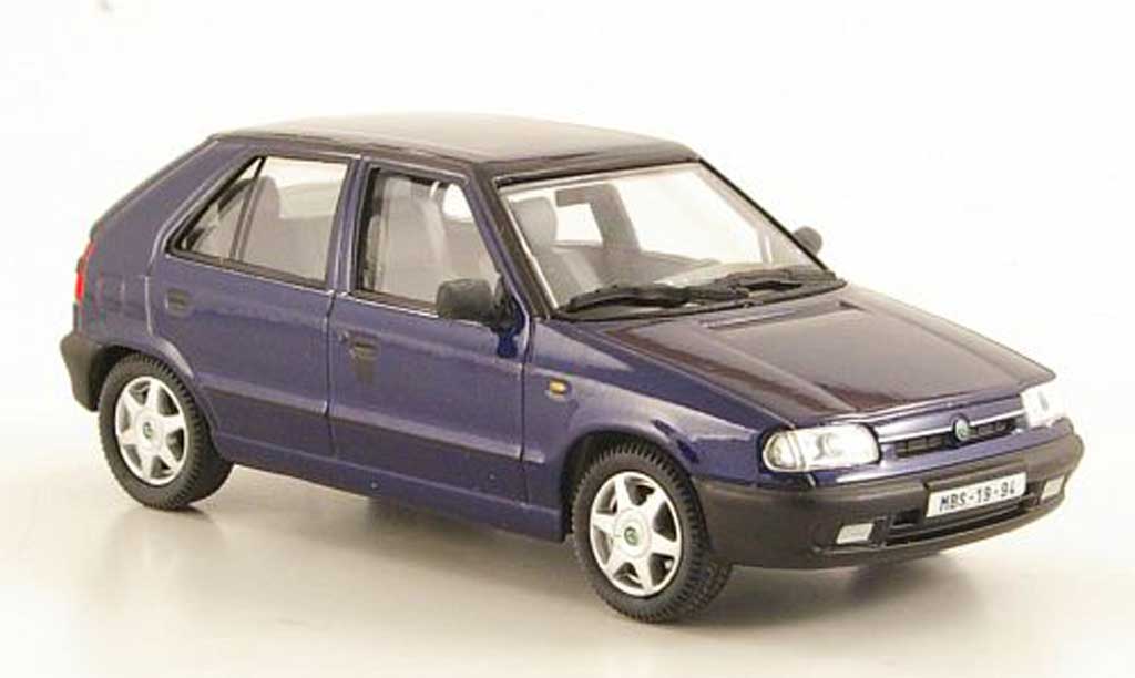 Skoda Felicia 1/43 Abrex blu 1994 modellino in miniatura