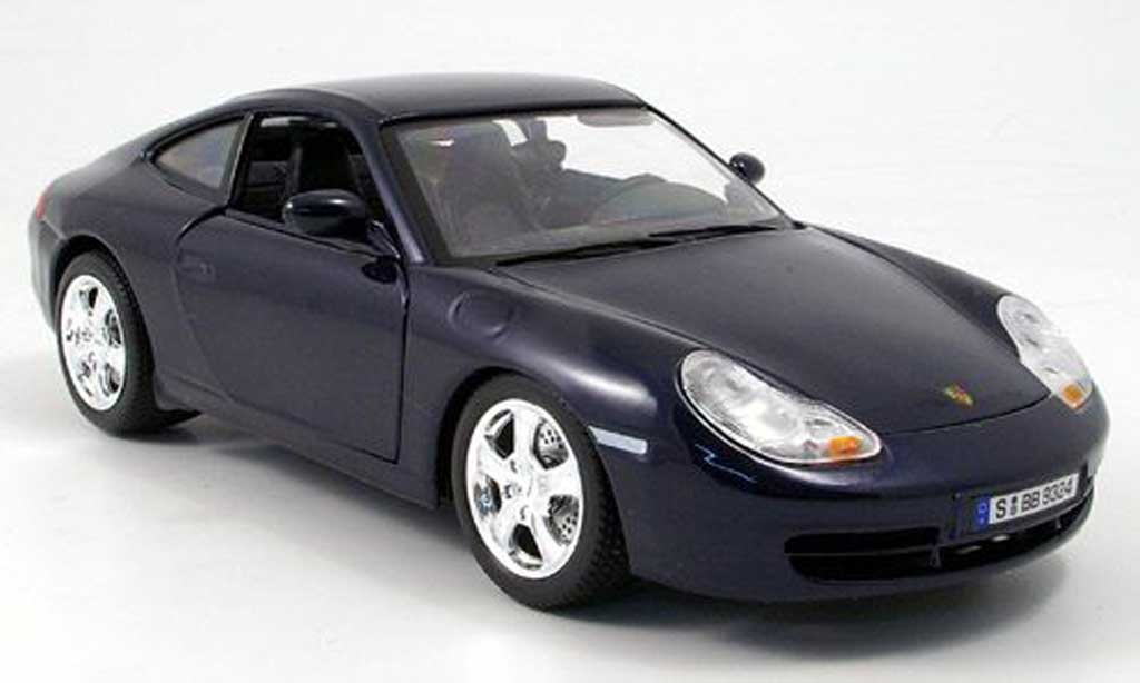 Porsche 996 Carrera 1/18 Burago Carrera 4 blu modellino in miniatura
