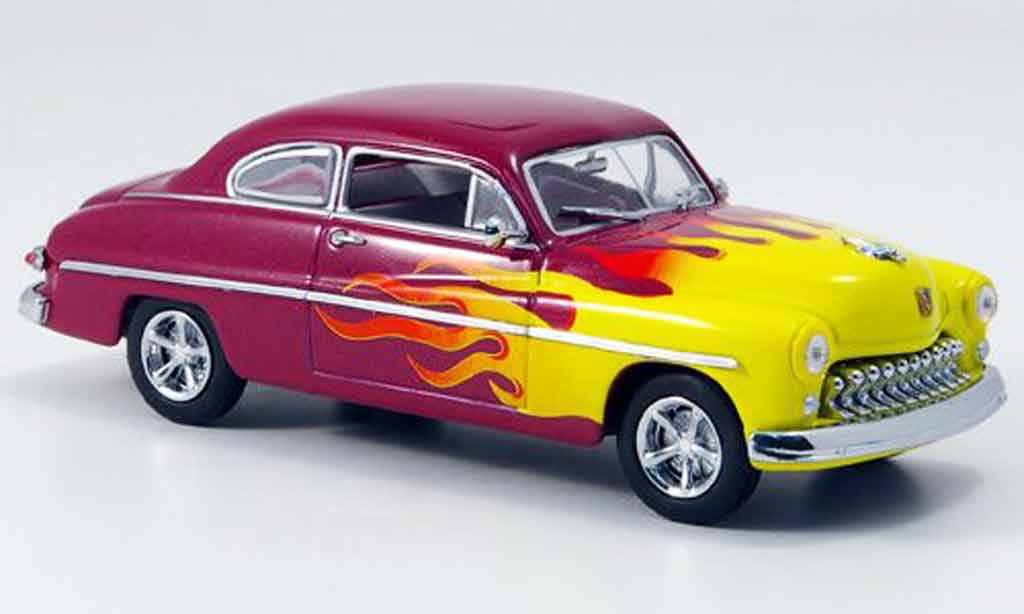Mercury Club Coupe 1/43 Eagle Hot Rod lila avec giallo 1949 modellino in miniatura