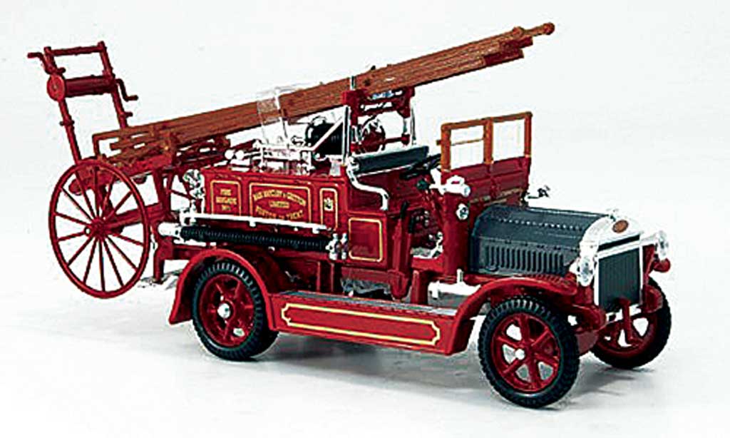 Dennis N Type 1/43 Yat Ming rosso Feuerwehr modellino in miniatura
