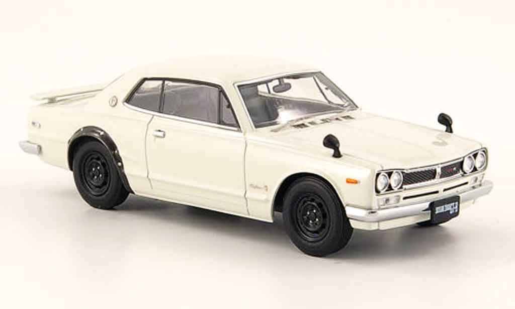 Nissan Skyline 2000 1/43 Ebbro 2000 GT R HT (KPGC10) bianco 2 Turer 1971 modellino in miniatura