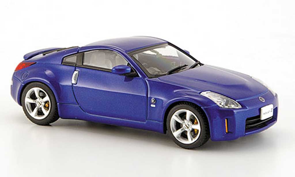 Nissan 350Z 1/43 Ebbro Fairlady blu Facelift 2007 modellino in miniatura