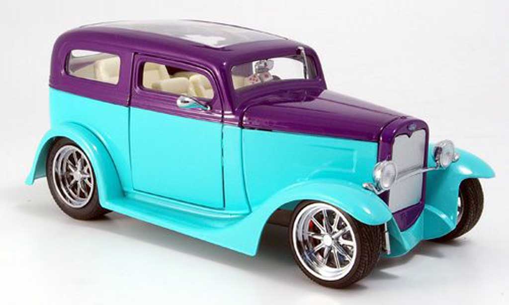 Ford Hot Rod 1/18 Yat Ming model a sedan grun/lila avec panoramadach 1931 modellino in miniatura
