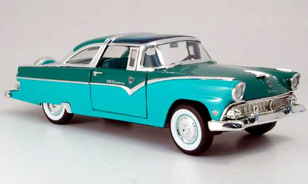 Ford Crown 1955 1/18 Yat Ming 1955 victoria grun/grun modellino in miniatura