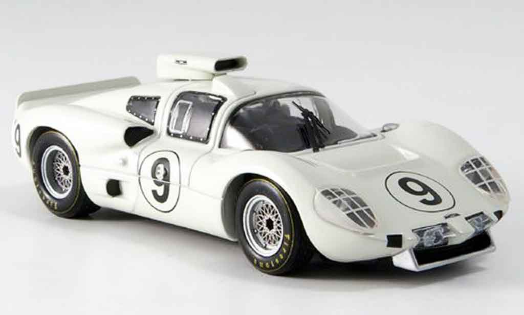 Chaparral 2D 1/43 IXO No.9 Hill Bonnier Le Mans 1966 modellino in miniatura