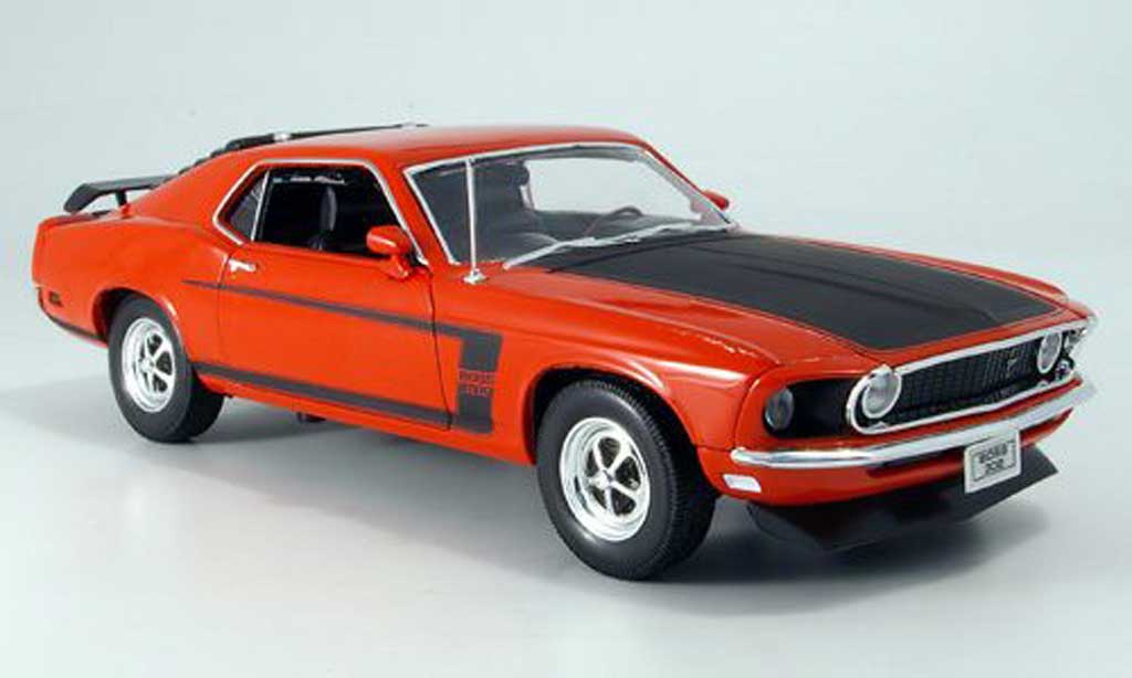 Ford Mustang 1969 1/18 Welly 1969 boss rosso/mattnero modellino in miniatura