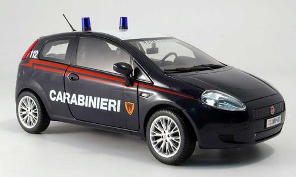 Fiat Grande Punto 1/18 Mondo Motors police carabinieri polizei italien modellino in miniatura