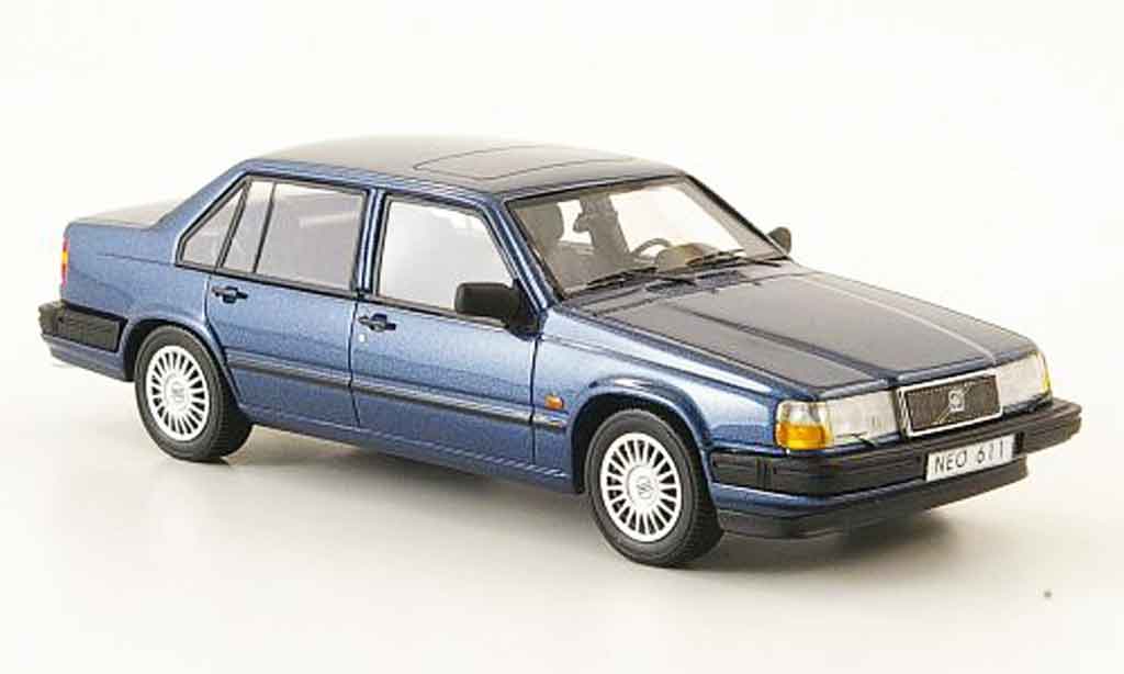 Volvo 940 1/43 Neo GLE blu 1992 modellino in miniatura