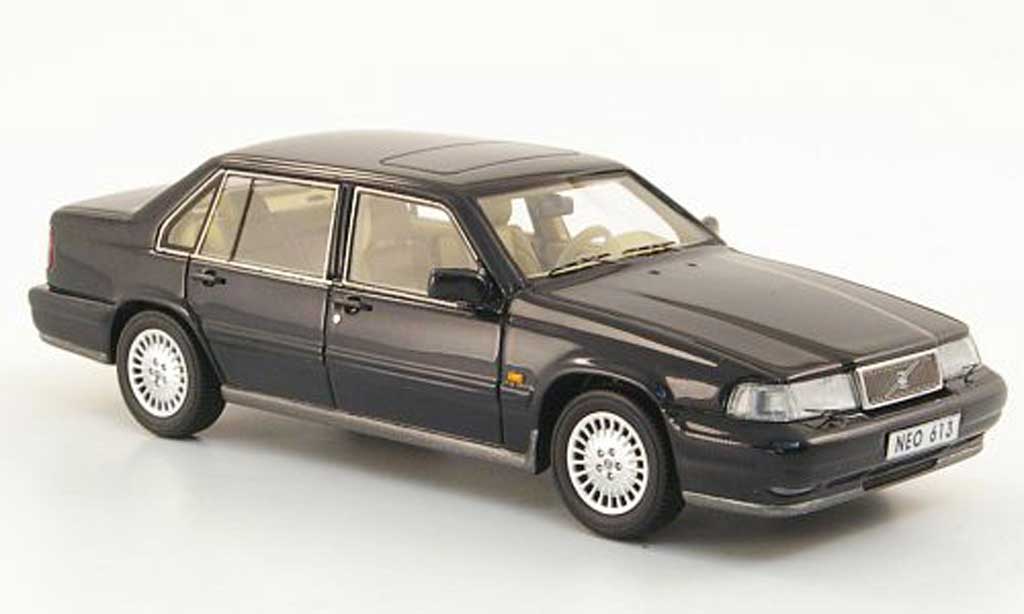 Volvo 960 1/43 Neo nero 1996 modellino in miniatura