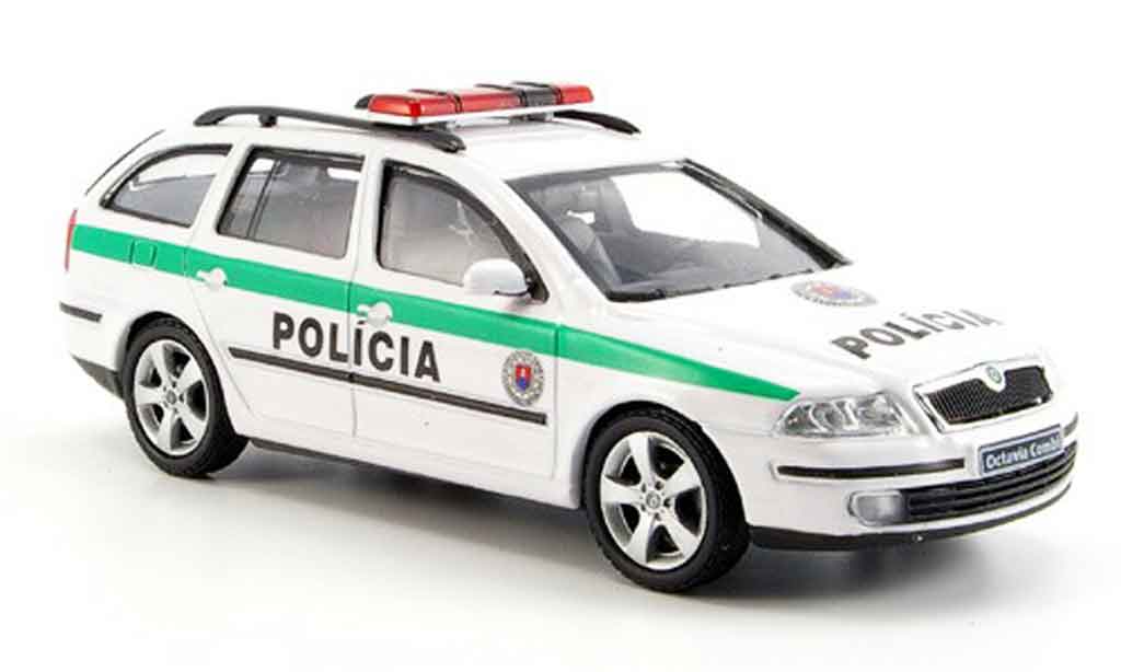 Skoda Octavia 1/43 Abrex combi slowakische police 2004 modellino in miniatura