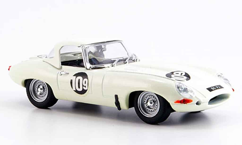 Jaguar E-Type 1965 1/43 Best 1965 spider brands hatch t. atkins modellino in miniatura