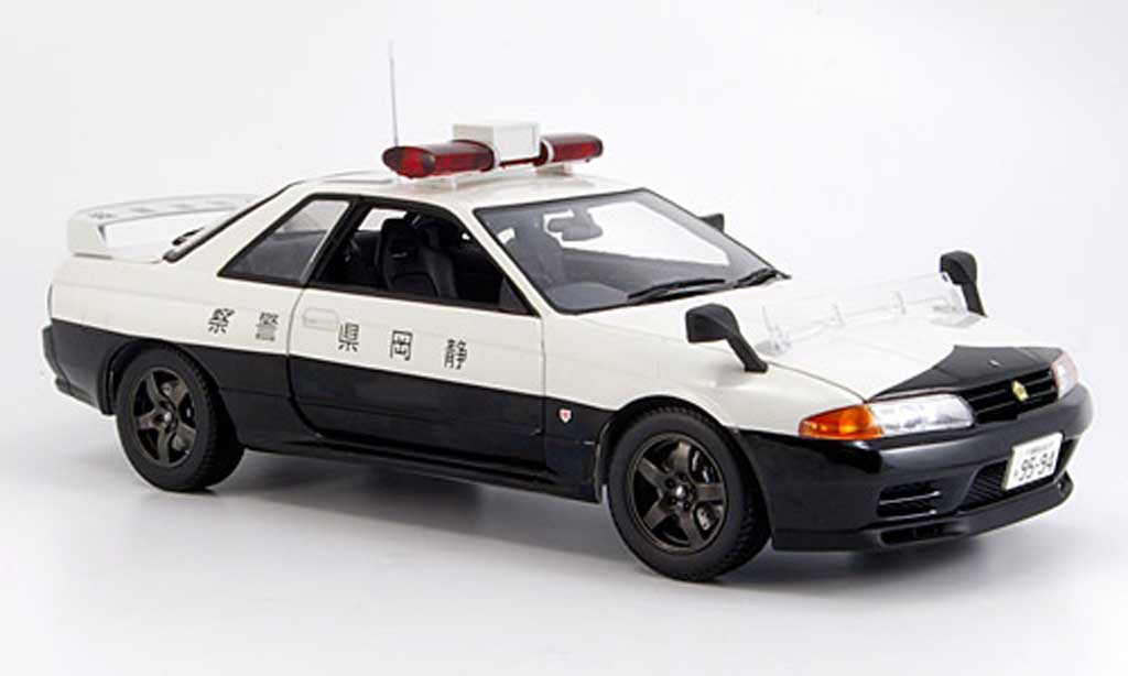 Nissan Skyline R32 1/18 Kyosho R32 gt-r no.421 polizei modellino in miniatura
