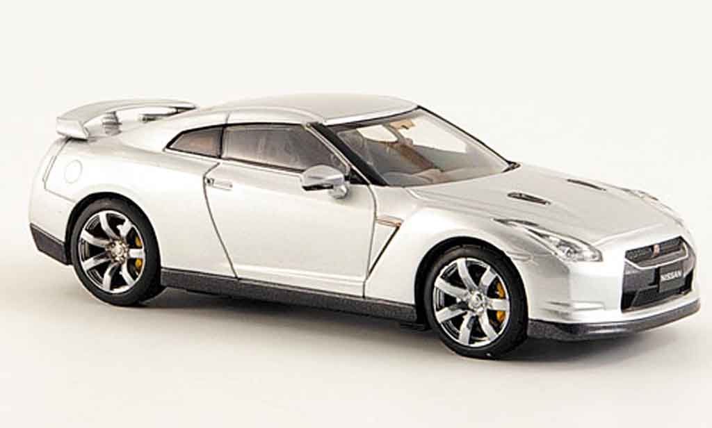 Nissan Skyline R35 1/43 Kyosho R35 GTR grigio metallisee 2008 modellino in miniatura