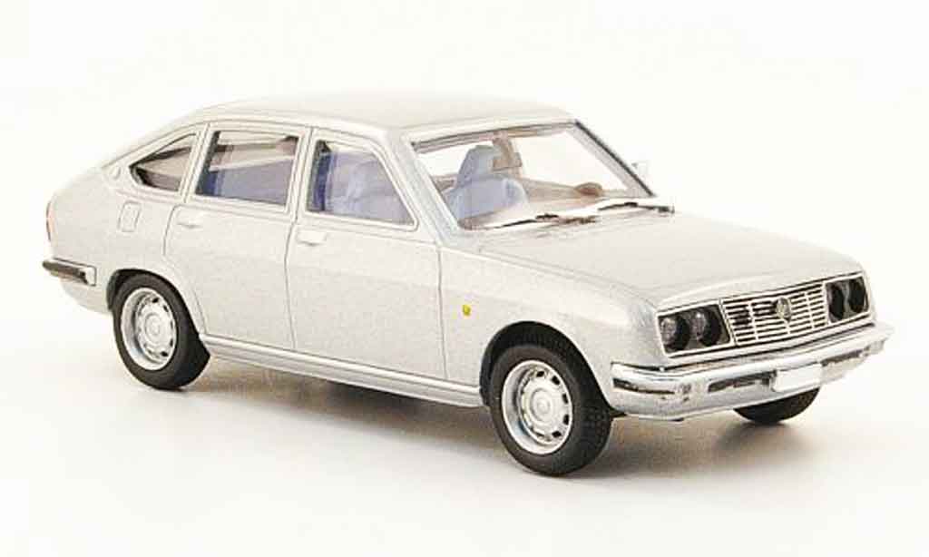 Lancia Beta berline 1/43 Pego berline grigio metallisee modellino in miniatura