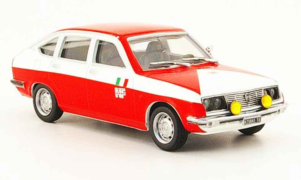 Lancia Beta berline 1/43 Pego berline assistenza rallye marlboro modellino in miniatura