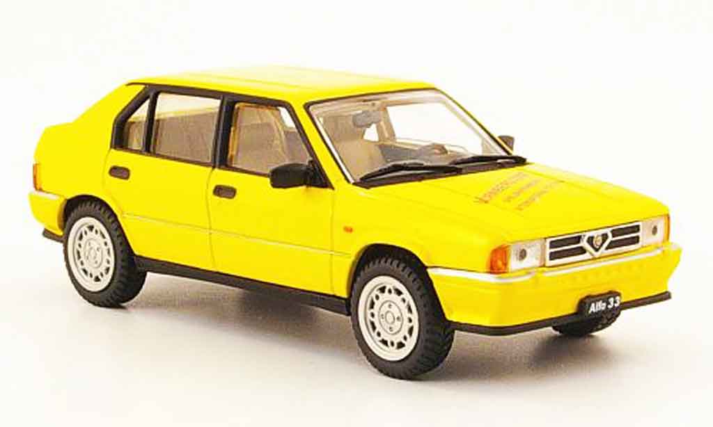 Alfa Romeo 33 1/43 Pego spielwarenmesse nurnberg 2008 modellino in miniatura