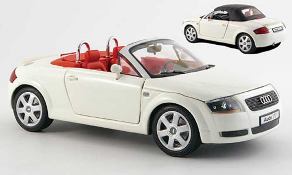Audi TT Roadster 1/18 Revell Roadster bianco modellino in miniatura