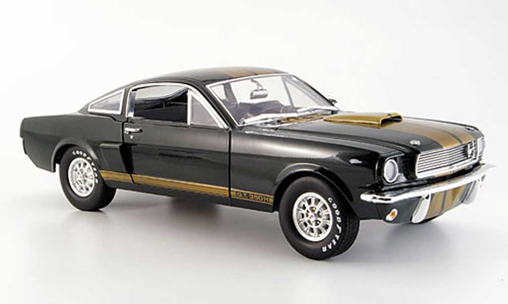 Shelby GT 350 1966 1/18 Shelby Collectibles 1966 grun or modellino in miniatura