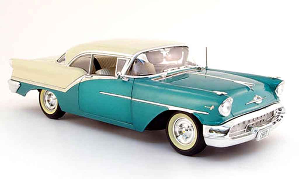 Oldsmobile Super 88 1/18 Highway 61 grun bianco 1957 modellino in miniatura