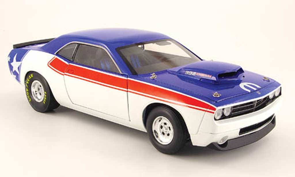 Dodge Challenger Super Stock 1/18 Highway 61 Super Stock 392 hemi super stock rosso bianco blu 2008 modellino in miniatura