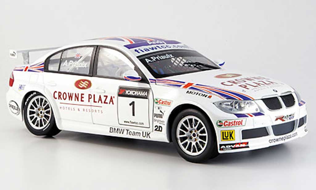 Bmw 320 E90 1/18 Guiloy E90 si no.1 priaulxr WTCC modellino in miniatura