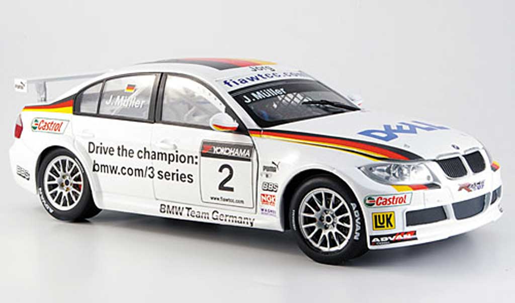 Bmw 320 E90 1/18 Guiloy E90 si no.2 muller WTCC modellino in miniatura