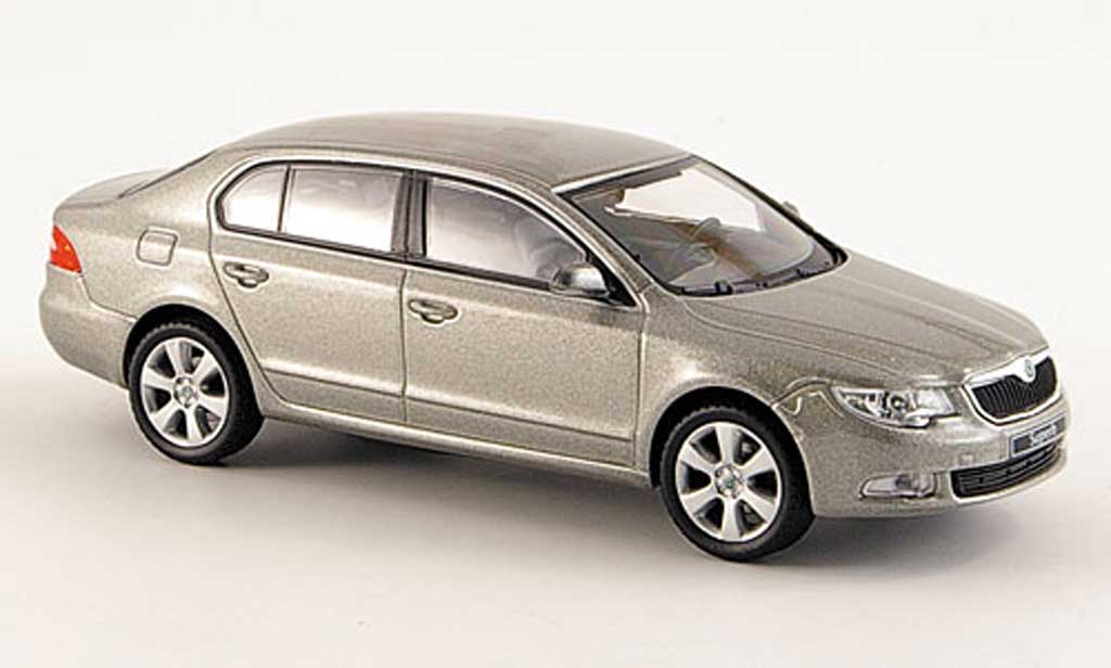 Skoda Superb 2009 1/43 Abrex 2009 II beige modellino in miniatura