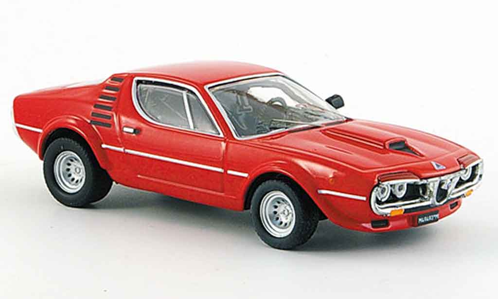 Alfa Romeo Montreal 1/43 M4 rennversion prasentation london 1973 modellino in miniatura