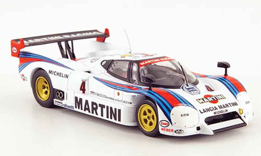 Lancia LC2 1/43 IXO no.4 martini wollek nannini 24h le mans 1985 modellino in miniatura