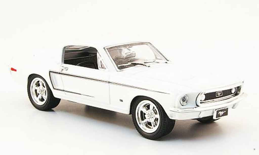 Ford Mustang 1968 1/43 Yat Ming 1968 bianco 1968 modellino in miniatura