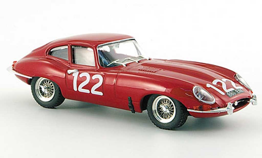 Jaguar E-Type 1963 1/43 Best 1963 E Coupe Targa Florio No.122 Ravetto/Baggio modellino in miniatura