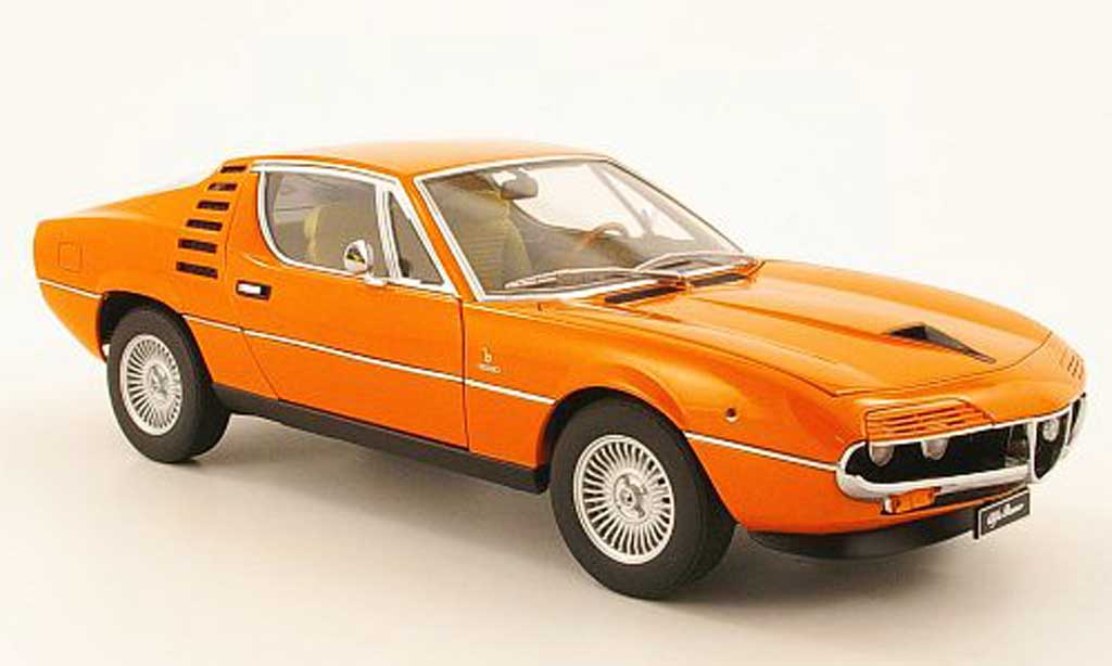 Alfa Romeo Montreal 1/18 Autoart orange 1970 modellino in miniatura
