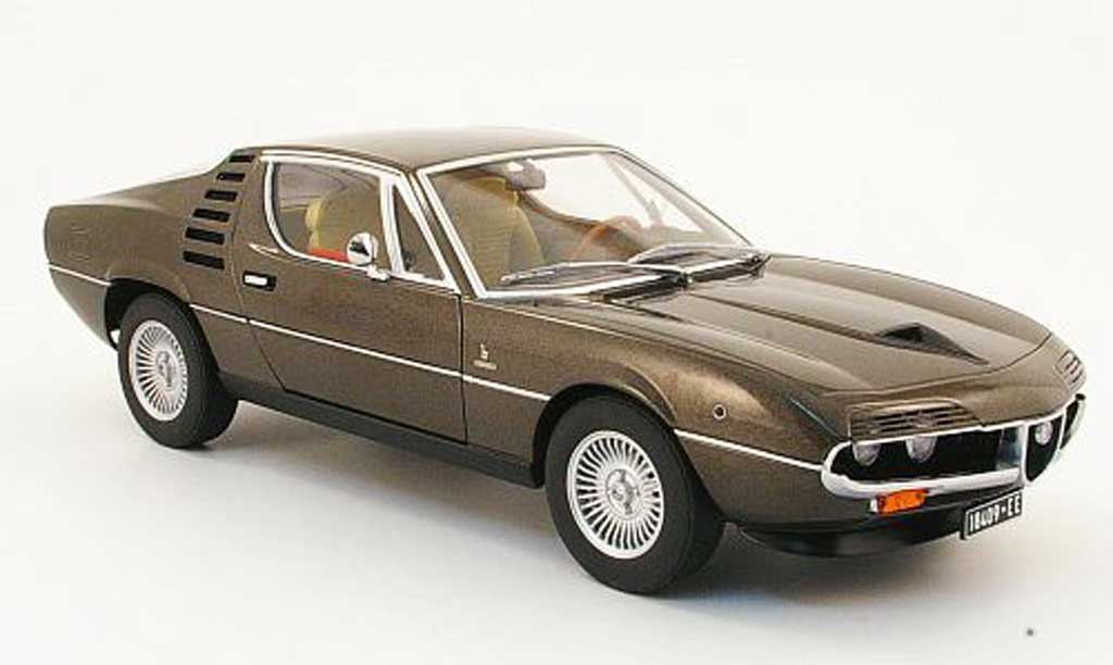 Alfa Romeo Montreal 1/18 Autoart marronee 1970 modellino in miniatura
