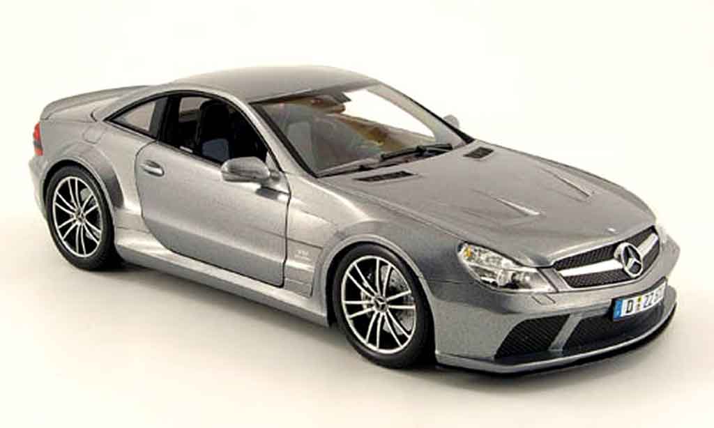 Mercedes Classe SL 1/18 Minichamps 65 amg black series (r230) grigio 2008 modellino in miniatura