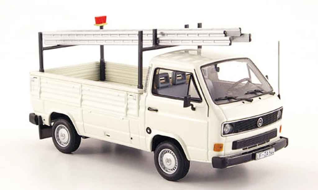 Volkswagen Combi 1/43 Minichamps t3 pritsche bianco avec leitern 1983 modellino in miniatura