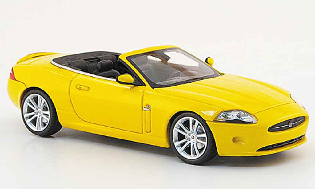 Jaguar XK Cabriolet 1/43 Minichamps Cabriolet giallo 2008 modellino in miniatura