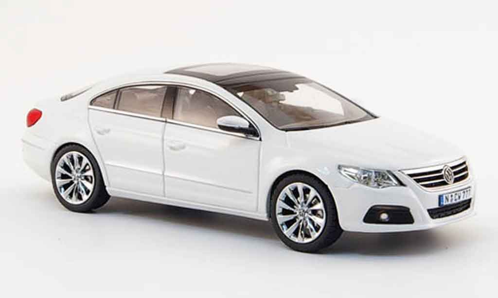 Volkswagen Passat CC 1/43 Schuco CC bianco concept white 2007 modellino in miniatura