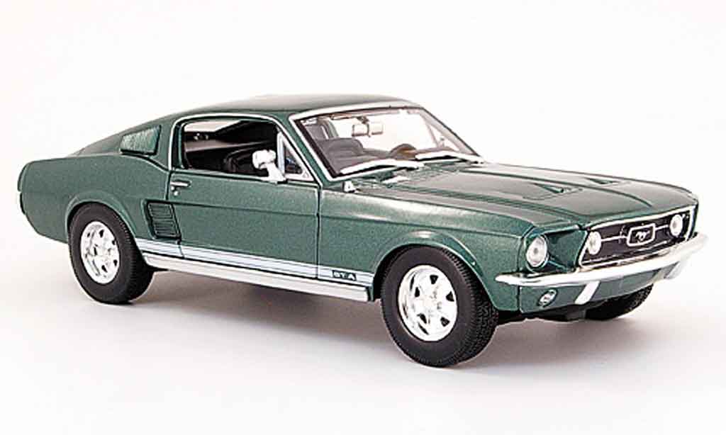 Ford Mustang 1967 1/18 Maisto 1967 gta fastback grun modellino in miniatura