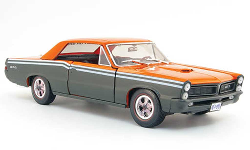 Pontiac GTO 1/18 Maisto grigio orange need for speed 1965 modellino in miniatura