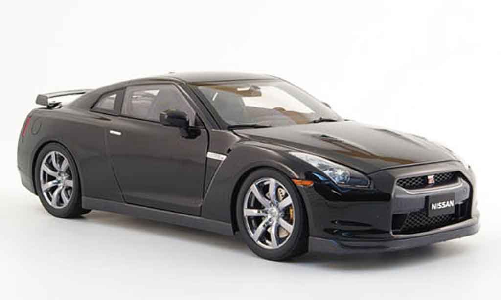 Nissan Skyline R35 1/18 Kyosho R35 gt-r nero premium edition modellino in miniatura