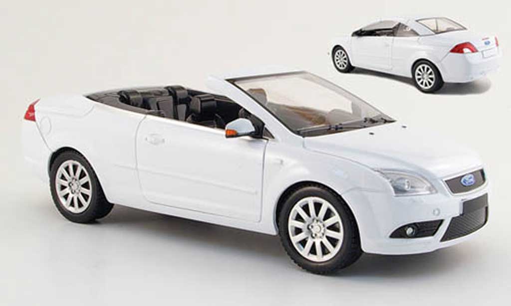 Ford Focus CC 1/18 Powco CC bianco mit aufsteckdach 2007 modellino in miniatura