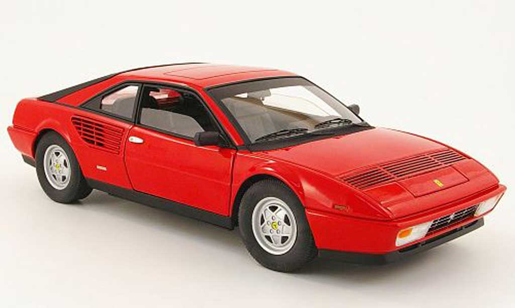 Ferrari Mondial 1/18 Hot Wheels 8 3.2 rosso modellino in miniatura