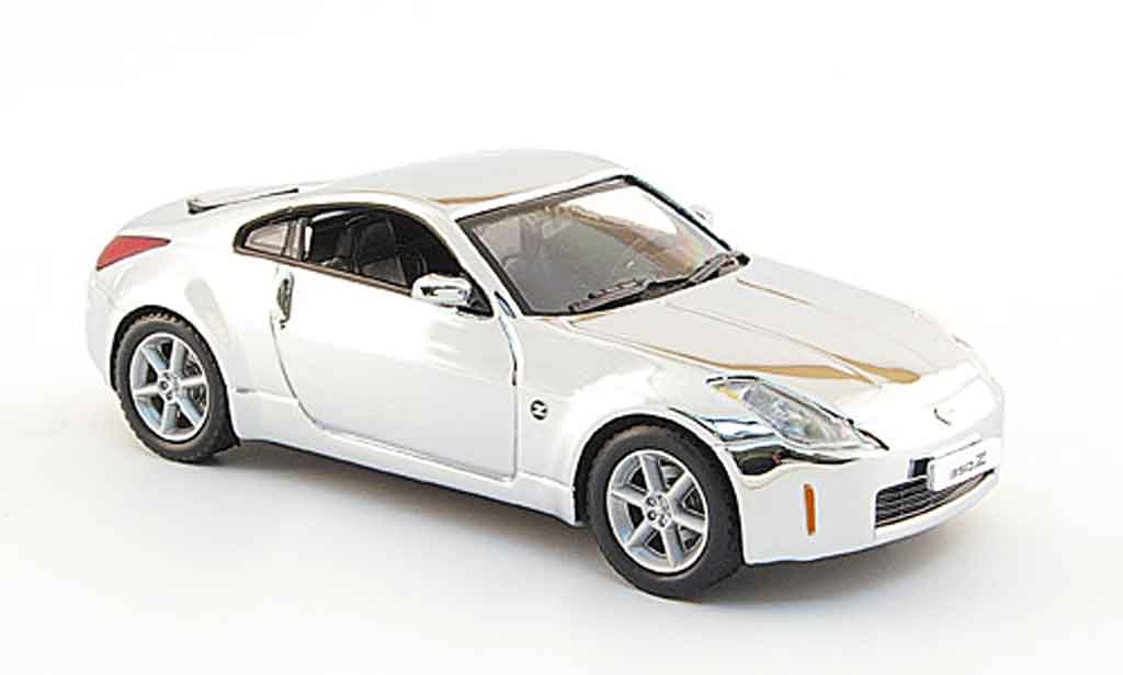 Nissan 350Z 1/43 J Collection chrom modellino in miniatura