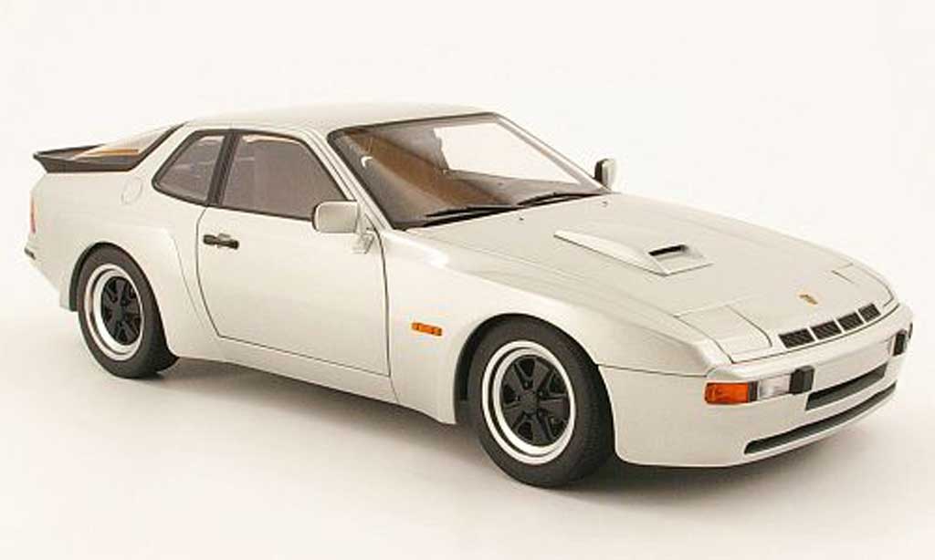 Porsche 924 1980 1/18 Autoart 1980 carrera gt grigio modellino in miniatura
