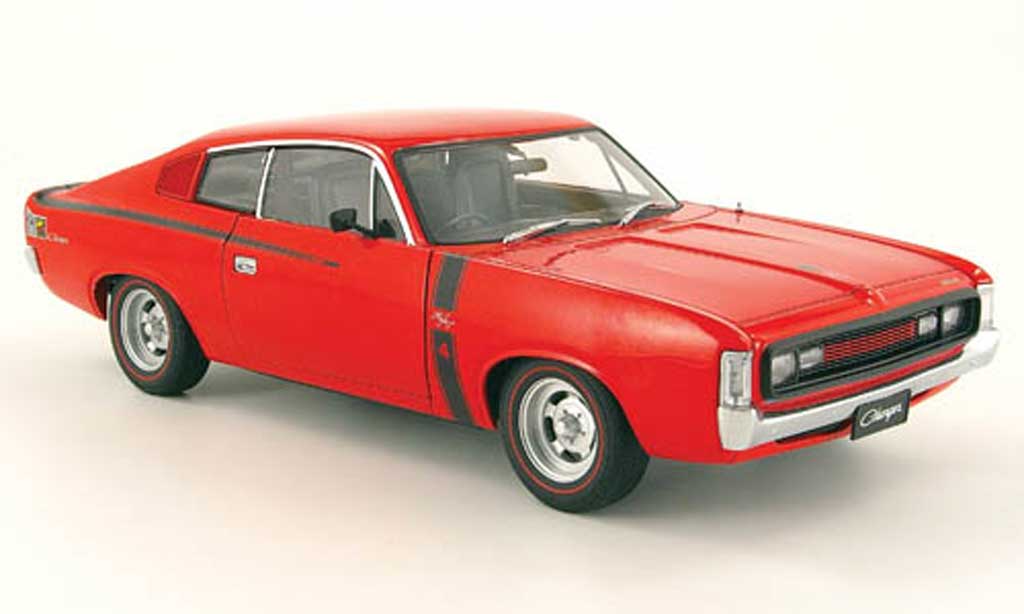 Chrysler Charger 1/18 Autoart e49 rosso modellino in miniatura