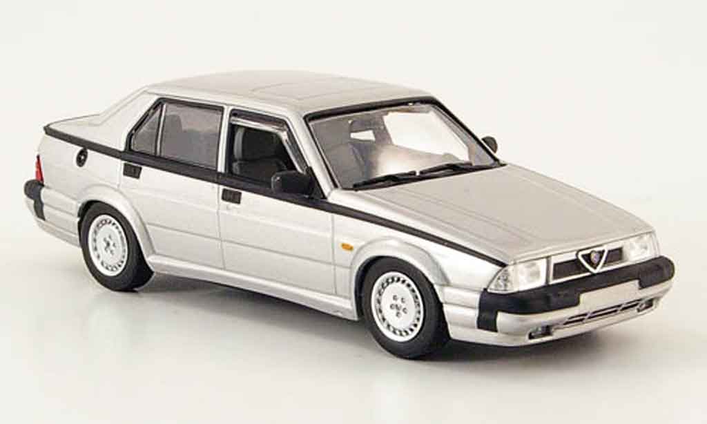 Alfa Romeo 75 V6 1/43 Minichamps V6 3.0 america grigio metallisee 1987 modellino in miniatura