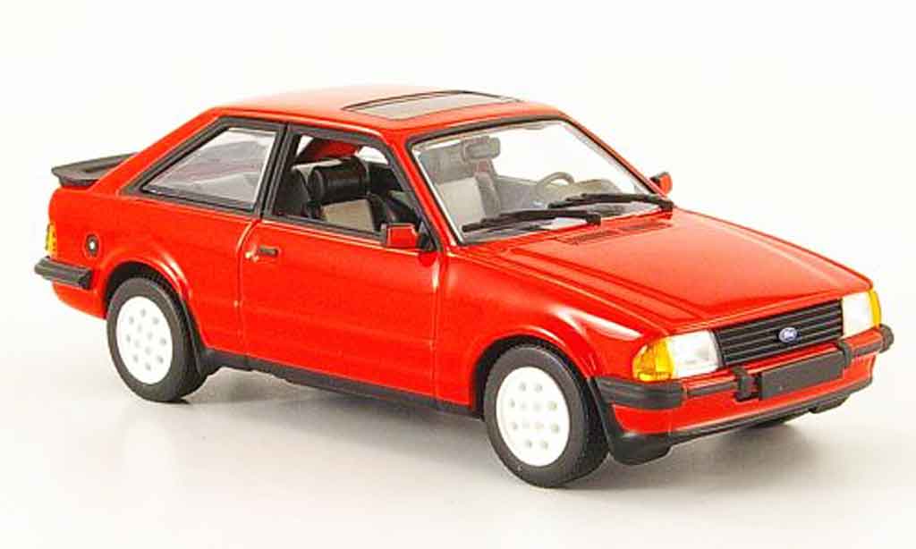 Ford Escort XR3 1/43 Minichamps XR3 i rosso 1982 MK3 modellino in miniatura