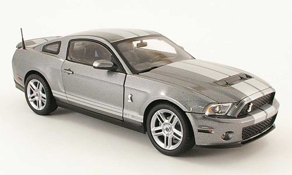 Shelby GT 500 1/18 Shelby Collectibles grigio avec bandes grigios 2010 modellino in miniatura