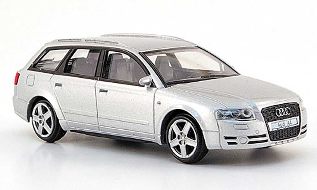 Audi A4 Avant 1/43 Mondo Motors Avant grigio modellino in miniatura