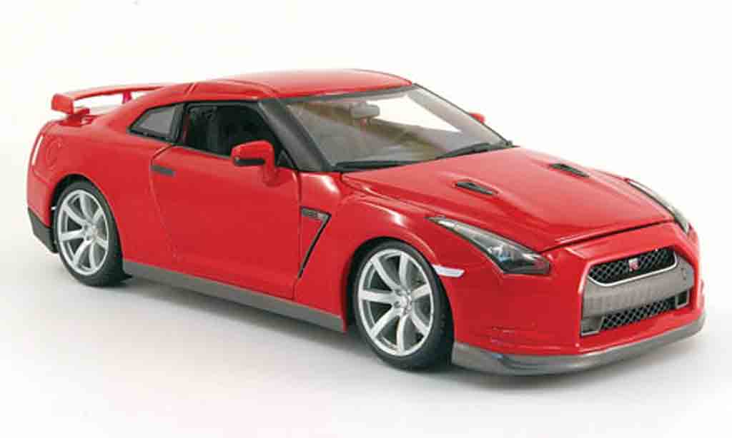 Nissan Skyline R35 1/18 Burago R35 gt-r rosso 2009 modellino in miniatura